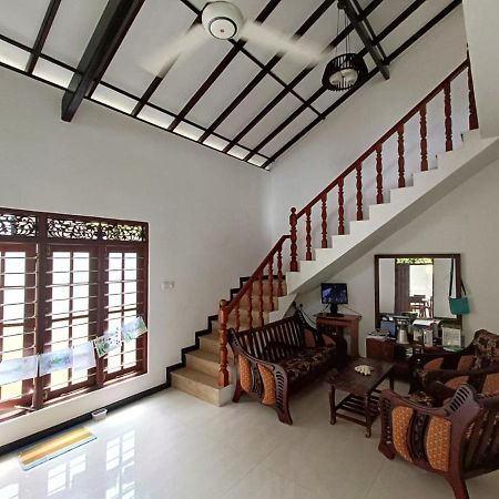 Dreams Villa Hikkaduwa Dış mekan fotoğraf