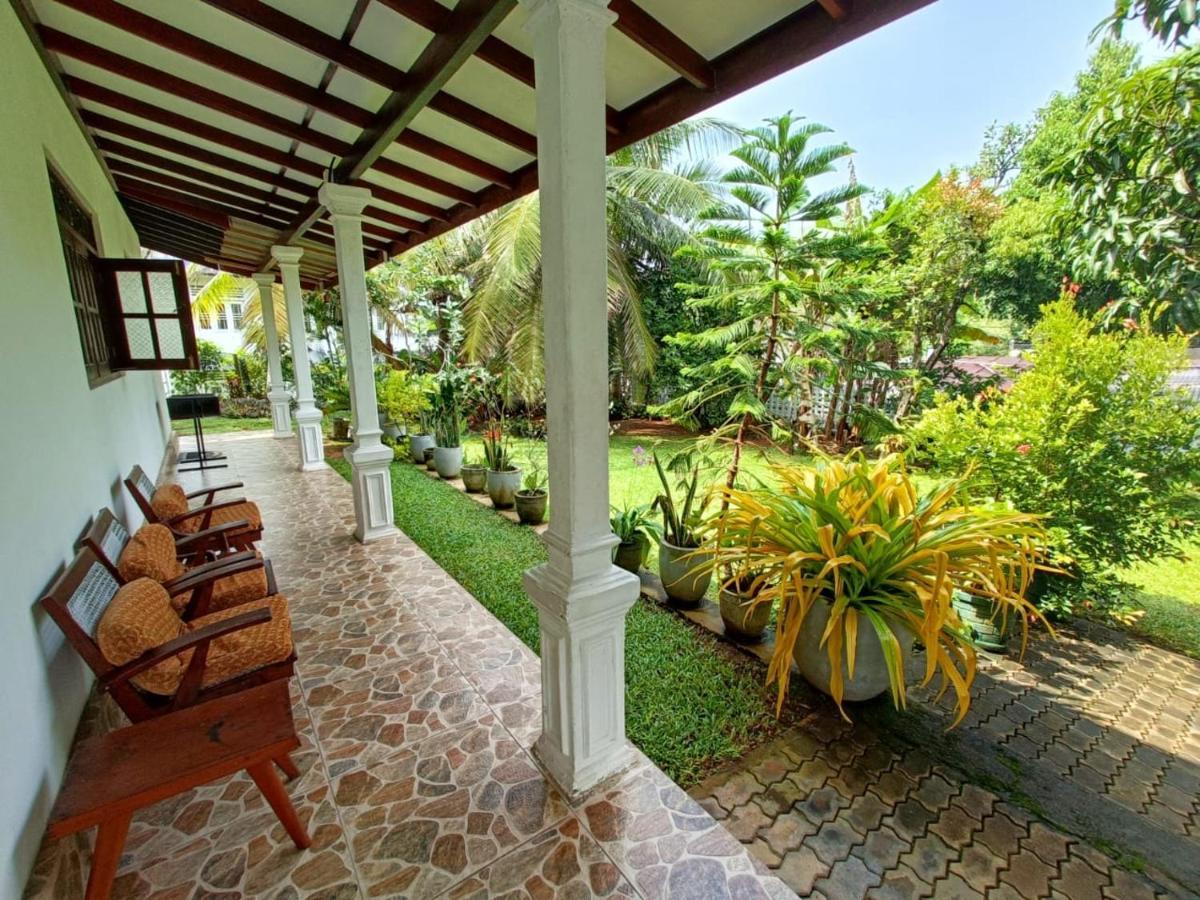 Dreams Villa Hikkaduwa Dış mekan fotoğraf