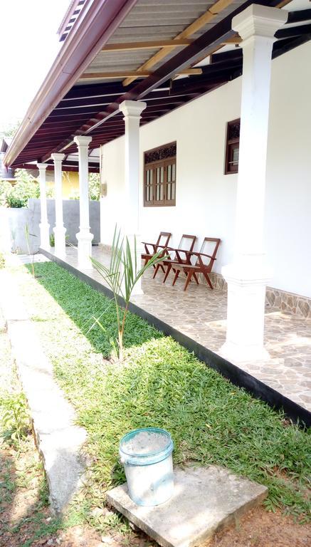 Dreams Villa Hikkaduwa Dış mekan fotoğraf