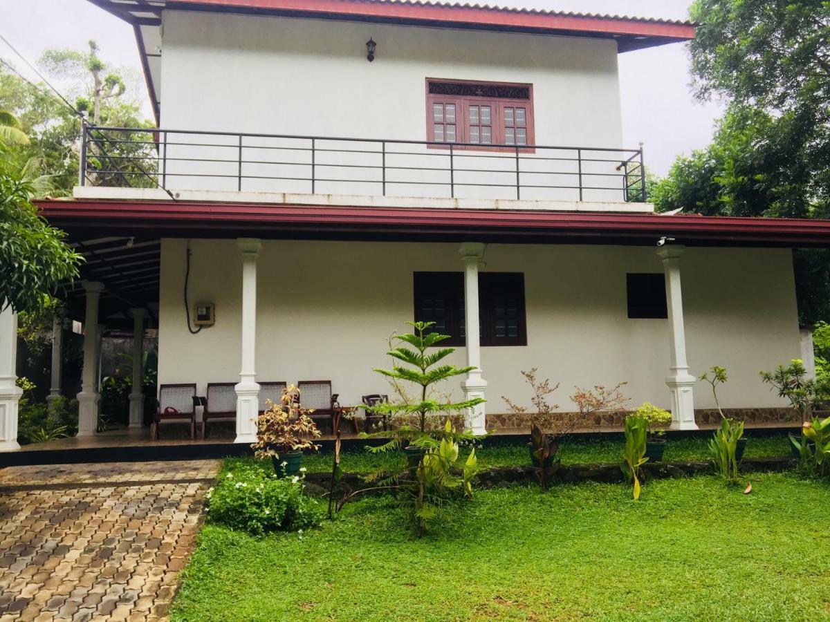Dreams Villa Hikkaduwa Dış mekan fotoğraf