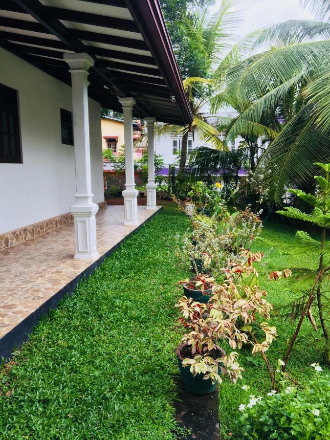 Dreams Villa Hikkaduwa Dış mekan fotoğraf